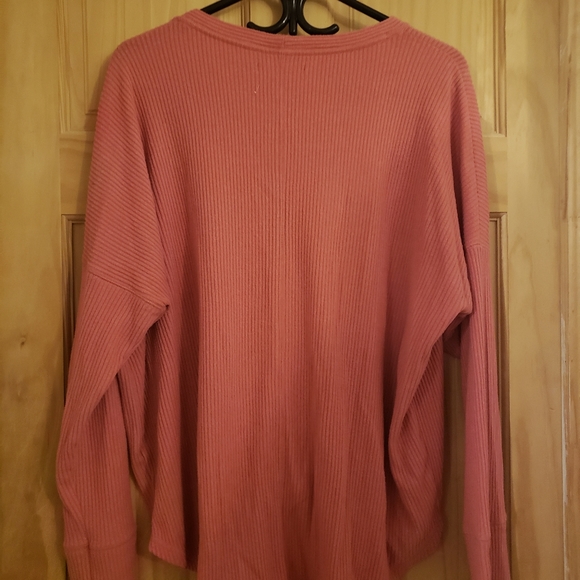 Abercrombie & Fitch knit top - Picture 2 of 5